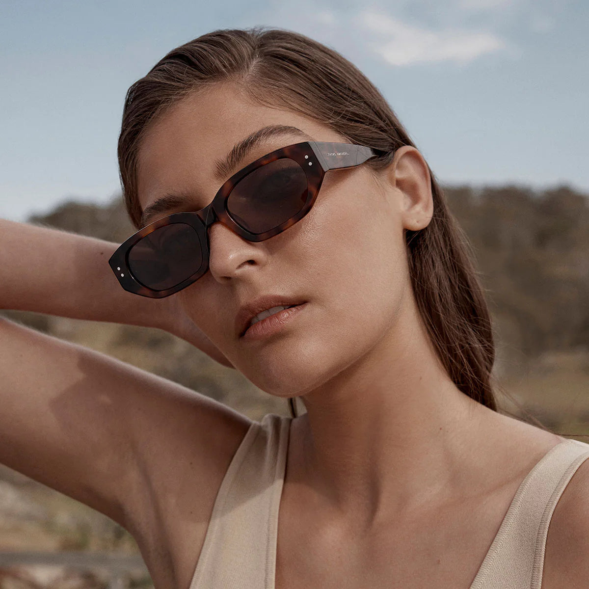 Luna Sunglasses in Brown Tort - Milu James St
