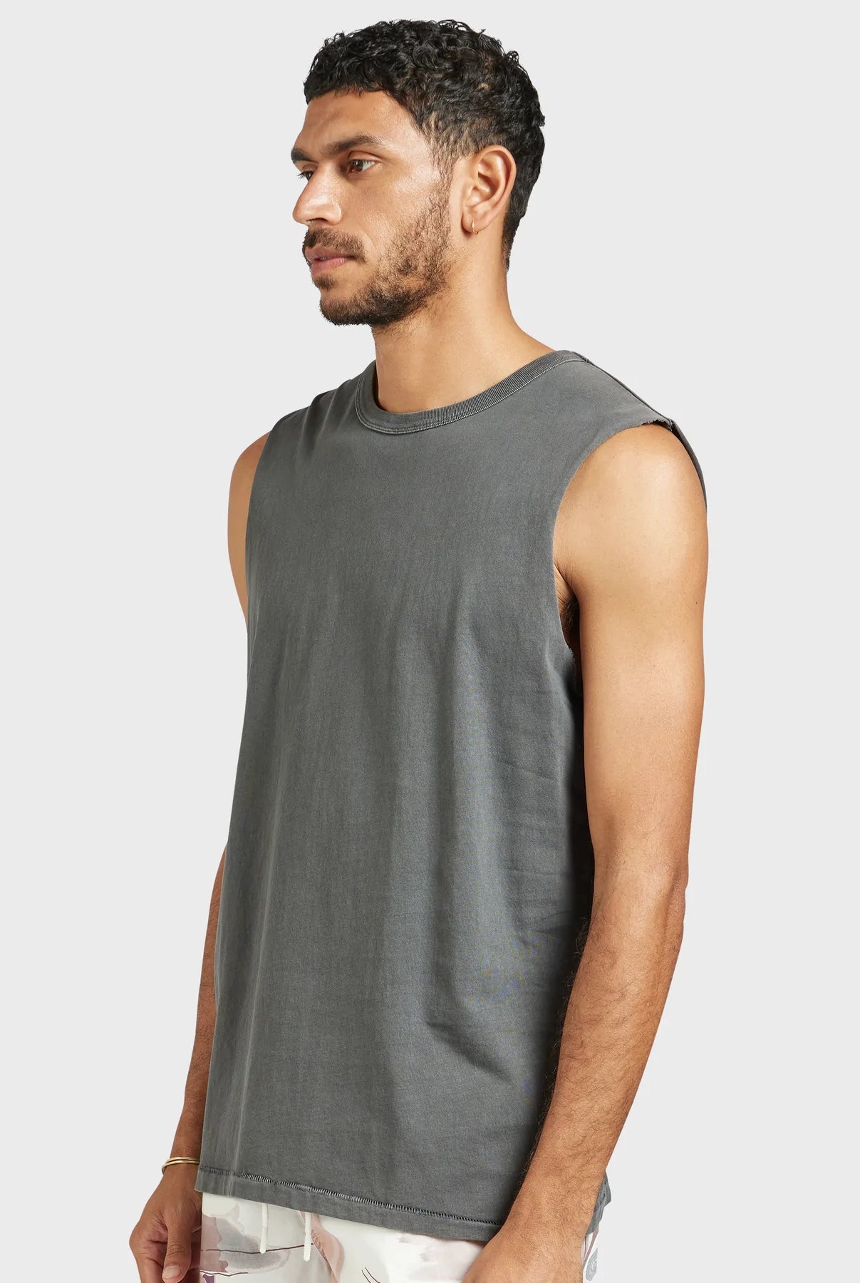 Jimmy Muscle Tee in Magnet Grey