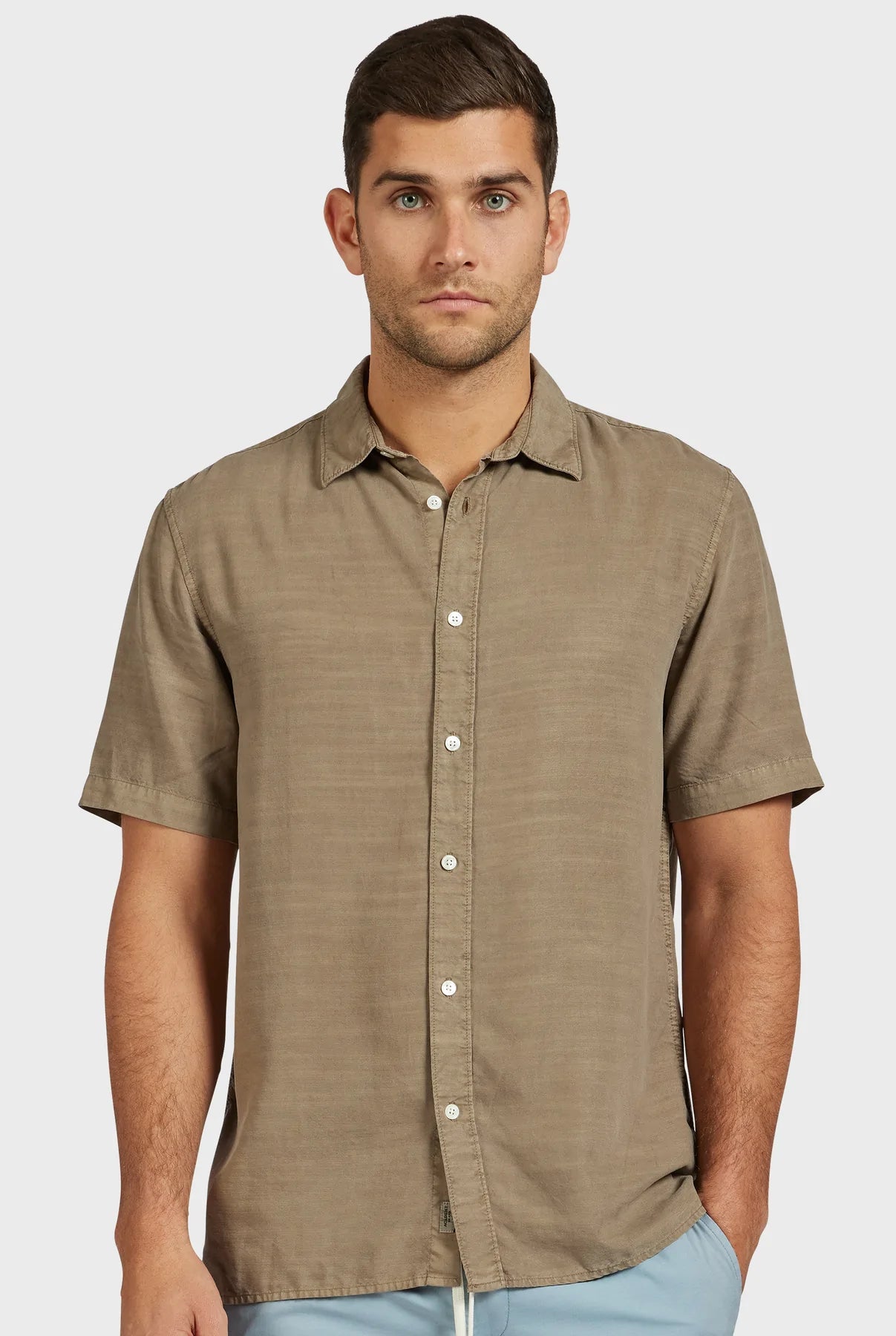 Stevens Short Sleeve Shirt in Kelp Green