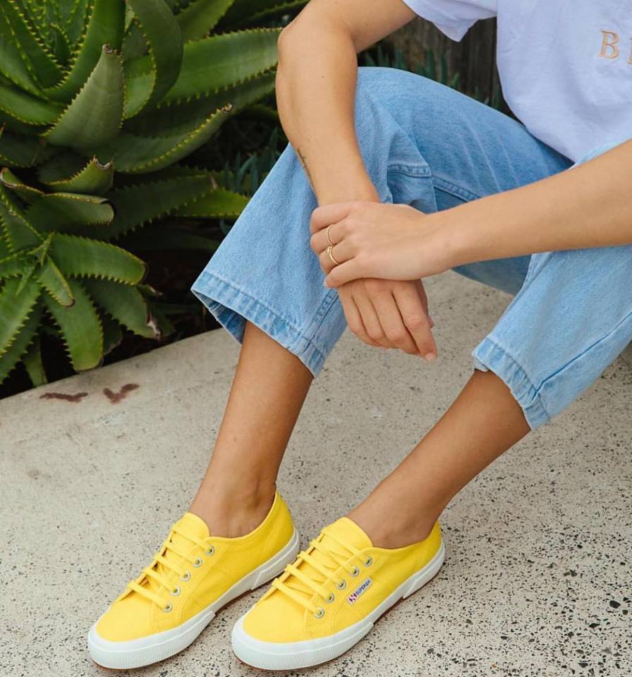 2750 Cotu Classic Canvas in Yellow Sunflower - Milu James St