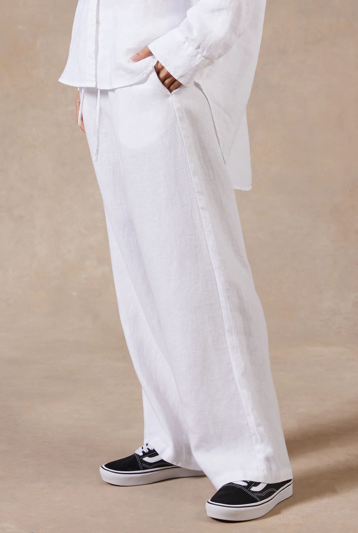 (W) Riviera Linen Pant in White