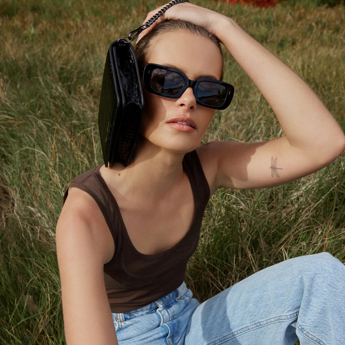 Solitary Sunglasses in Black